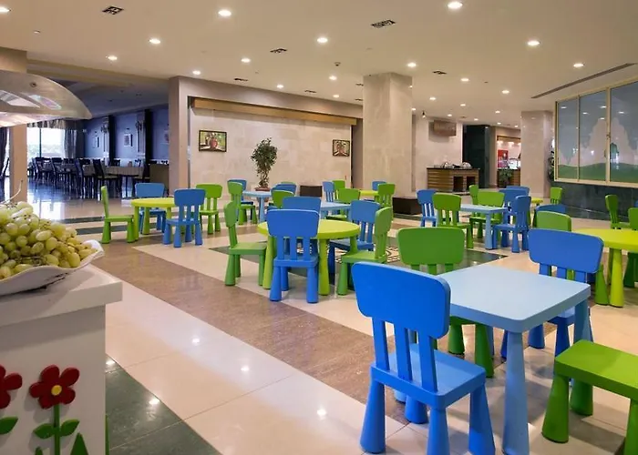 Mc Arancia 酒店 阿拉尼亚